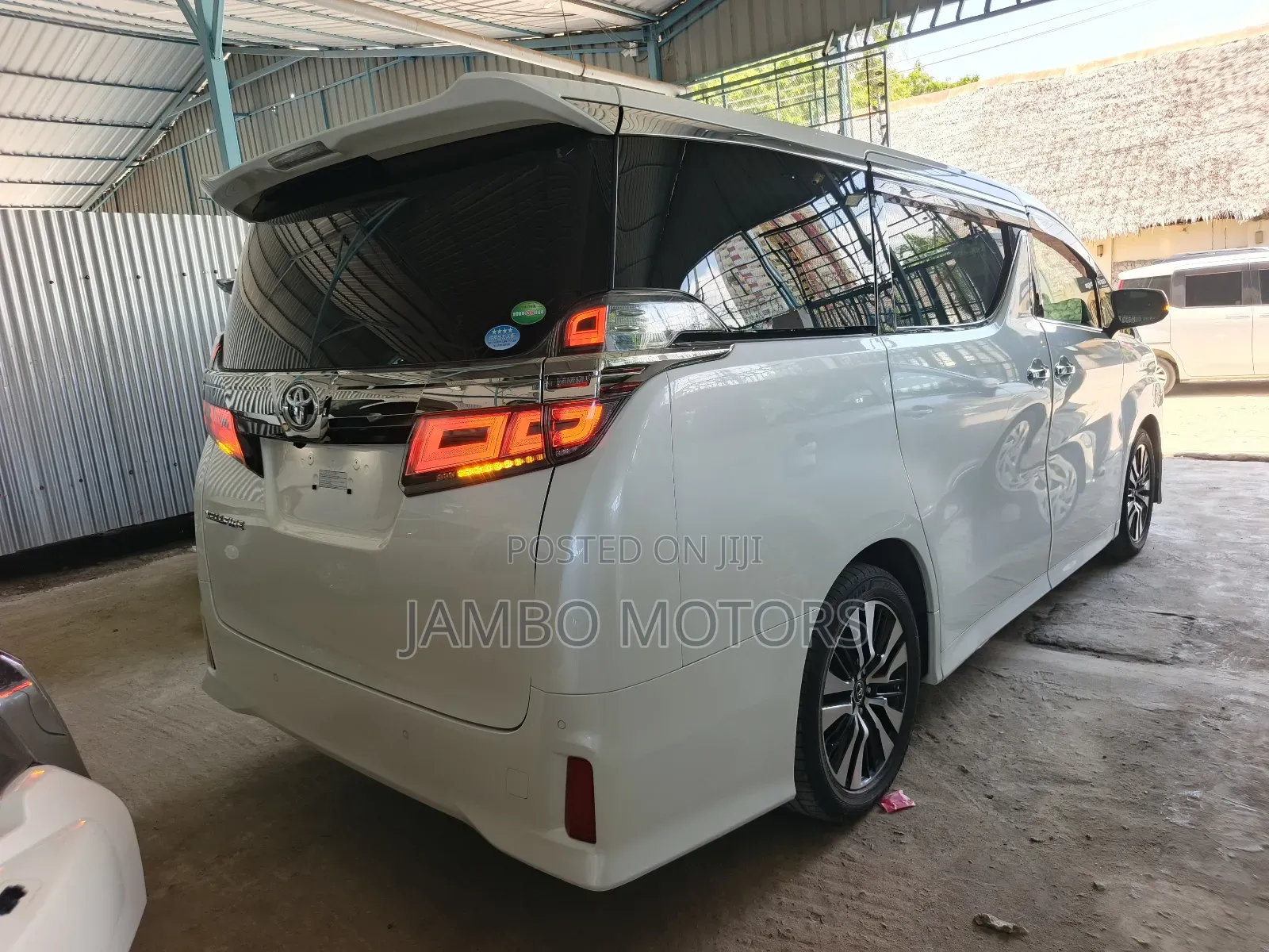 Toyota Vellfire 2020 White