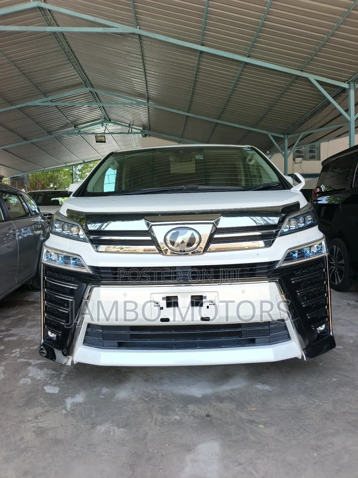 Toyota Vellfire 2020 White