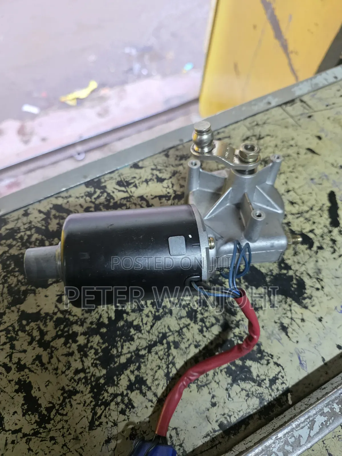 Isuzu FRR Bus Wiper Motor