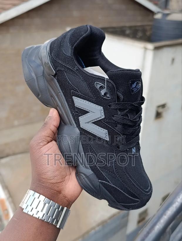 New Balance 9060 Black