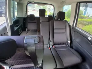 Nissan Serena 2019 Silver