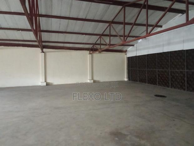 Godown 2,300 Square Feet - thumbnail 2