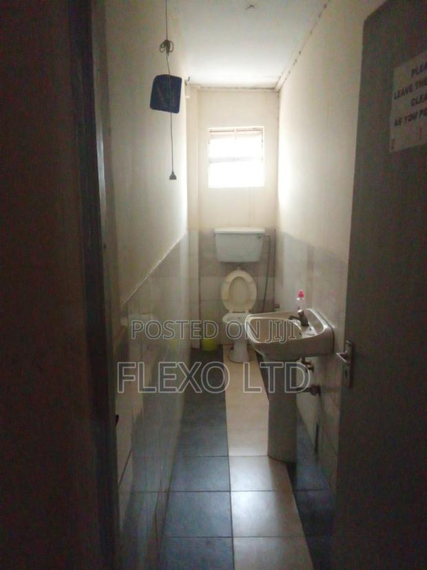 Godown 2,300 Square Feet - thumbnail 5