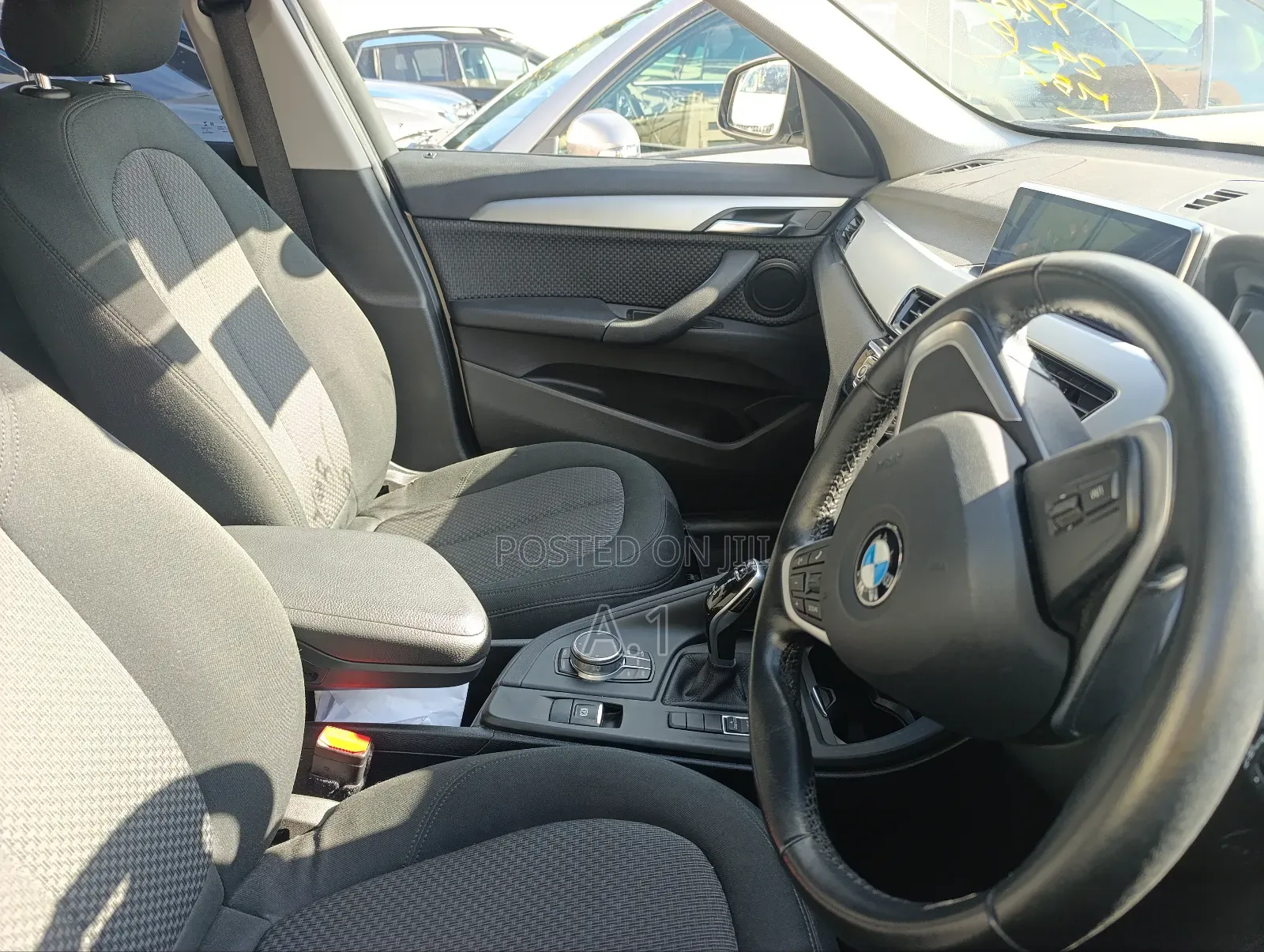 BMW X1 sDrive28i FWD 2019 White