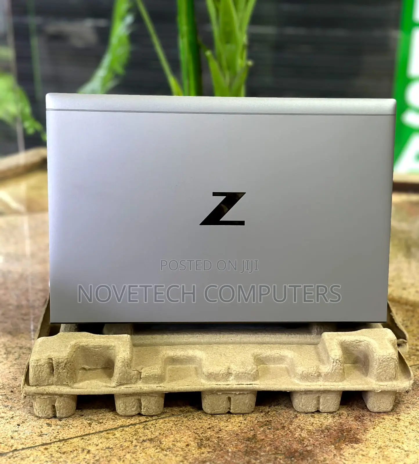 New Laptop HP ZBook Firefly G8 16GB Intel Core i5 SSD 1T