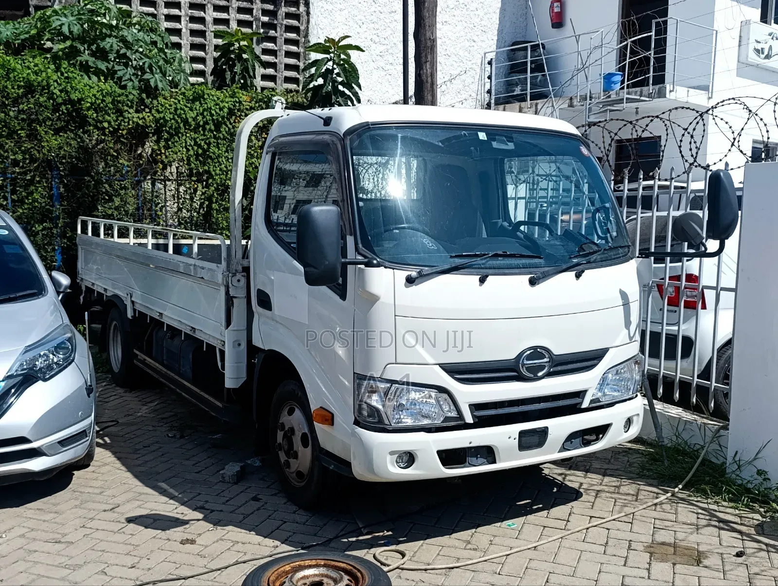 Hino Dutro Manual Diesel