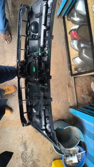 Harrier 2017 Grill