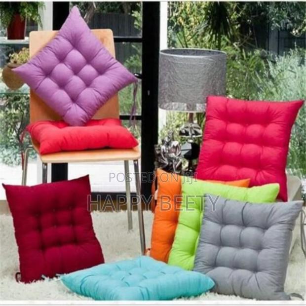 Beautiful Seats Pads- Suitable to Use in All Types of Seats