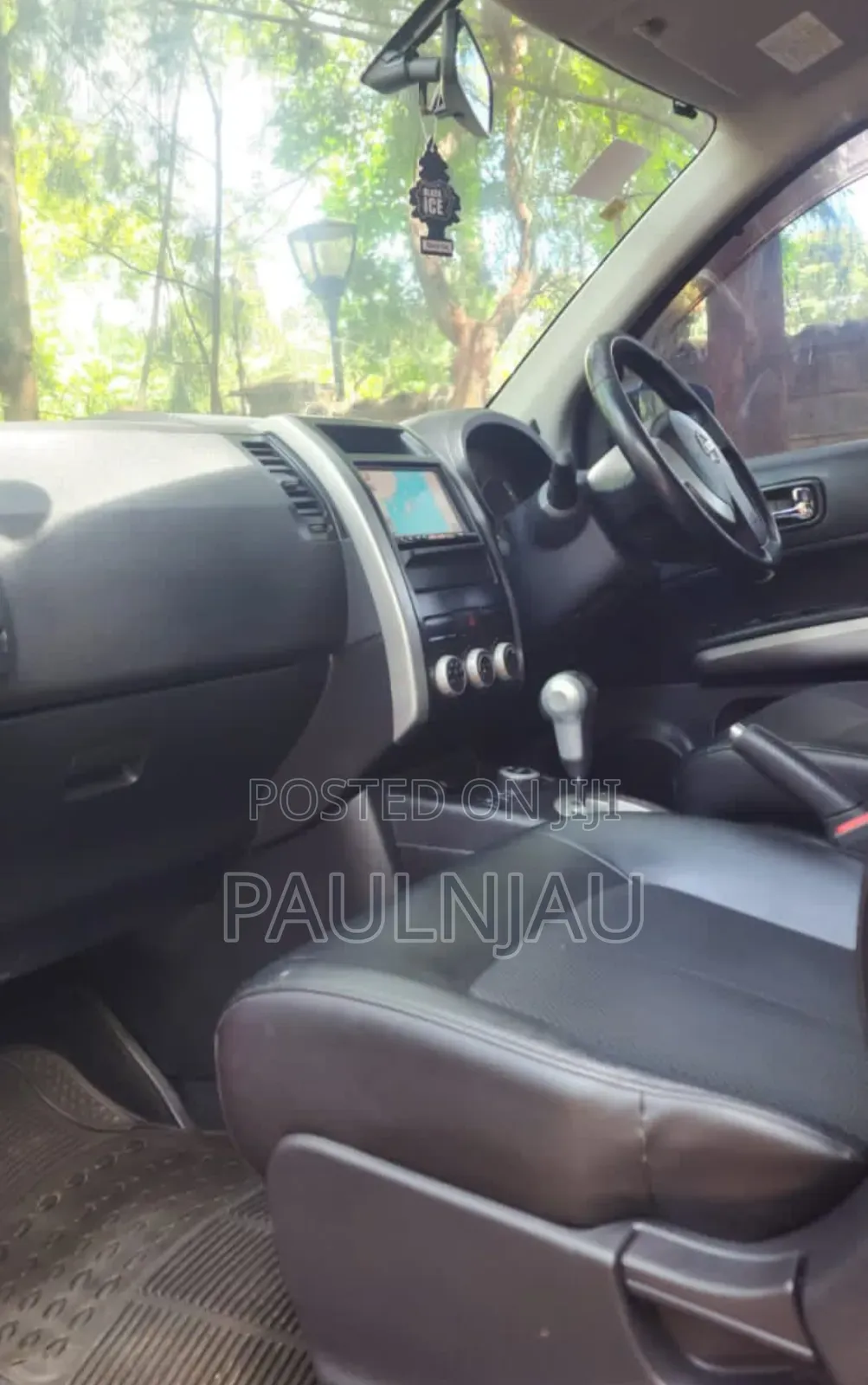 Nissan X-Trail 2010 Red