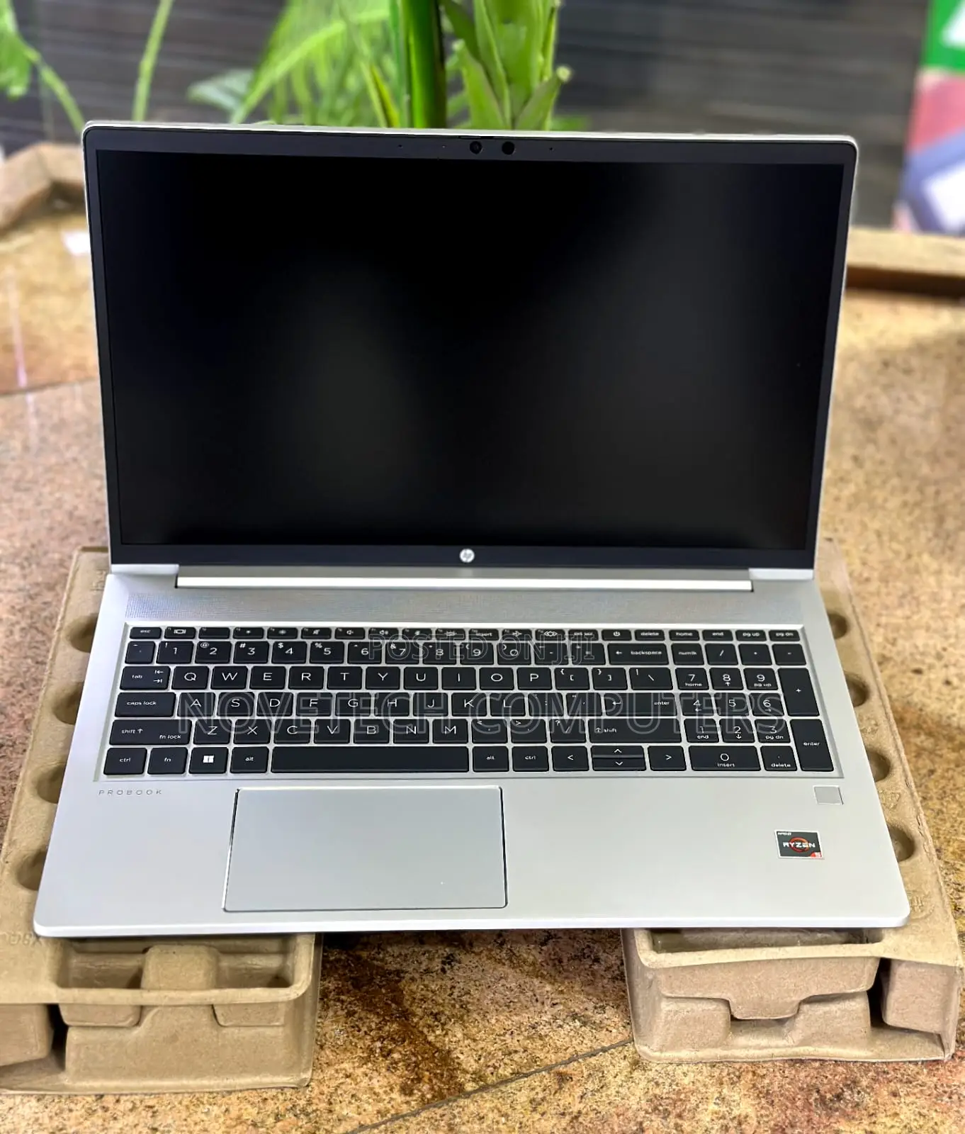 New Laptop HP ProBook 455 8GB AMD Ryzen 5 SSD 1T