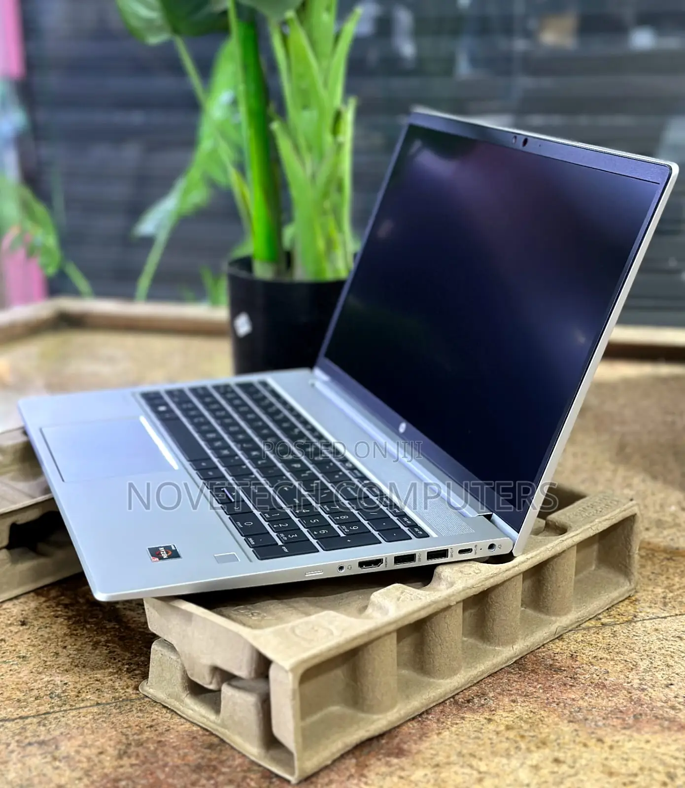 New Laptop HP ProBook 455 8GB AMD Ryzen 5 SSD 1T
