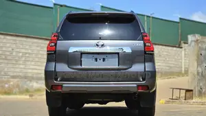 Toyota Land Cruiser Prado 2.8 2019 Gray