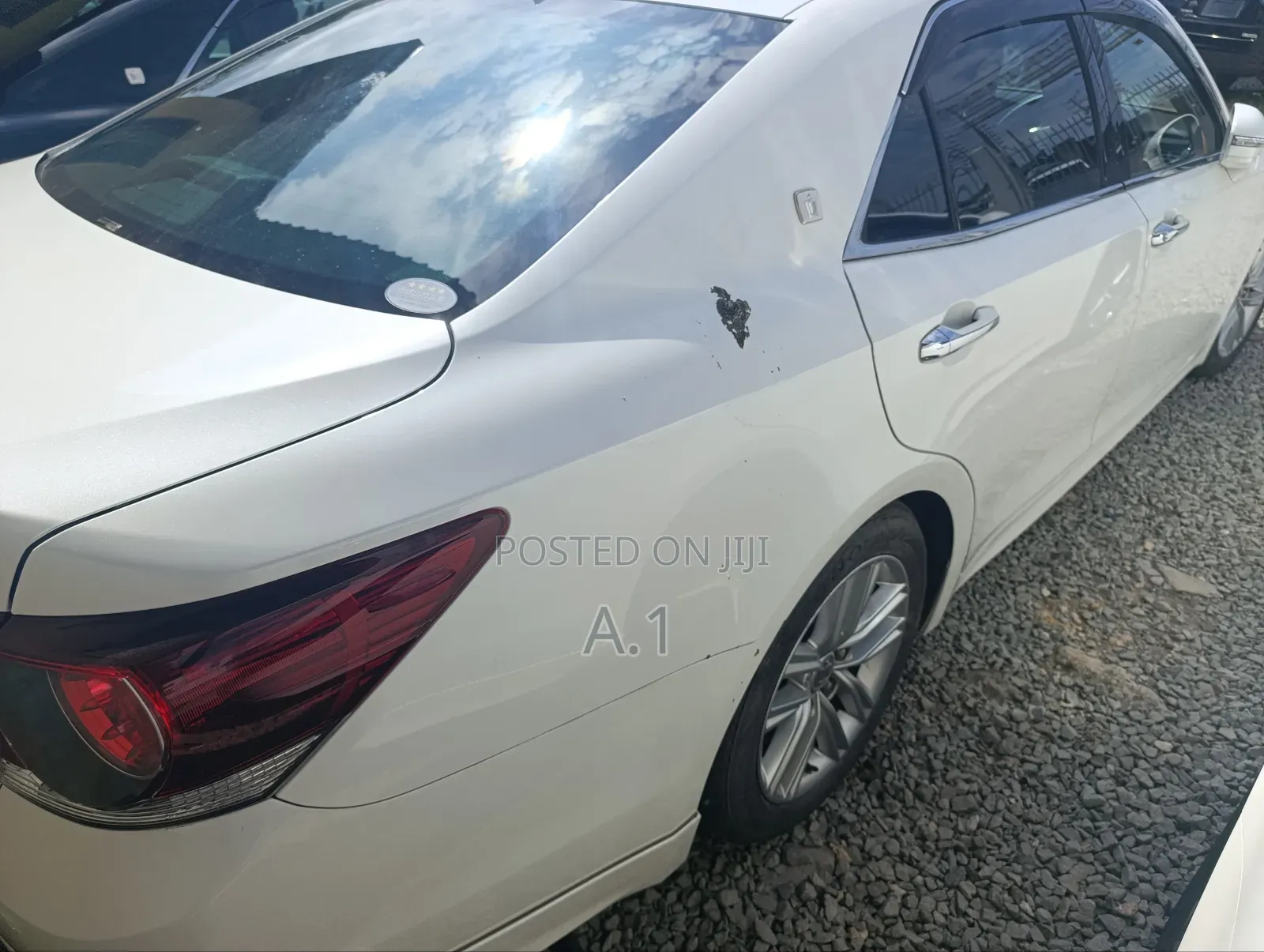 Toyota Crown 2018 Pearl