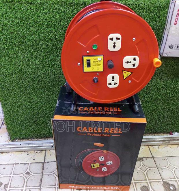 Extension Cable Reel 1.5 by 25m