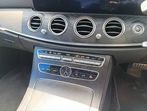 Mercedes-Benz E250 2019 Blue