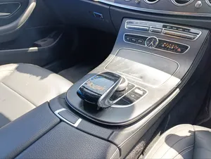 Mercedes-Benz E250 2019 Blue