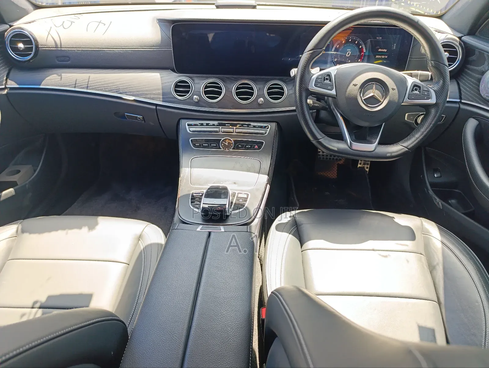 Mercedes-Benz E250 2019 Blue