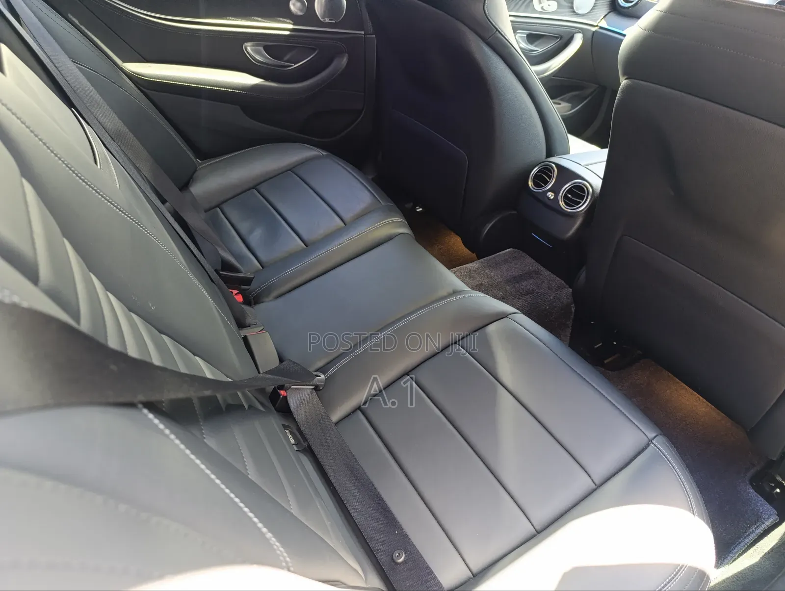 Mercedes-Benz E250 2019 Blue