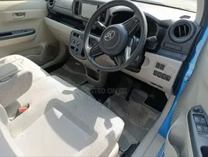 Toyota Passo 1.0 FWD 2019 Blue