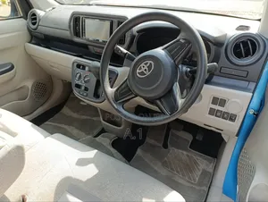 Toyota Passo 1.0 FWD 2019 Blue