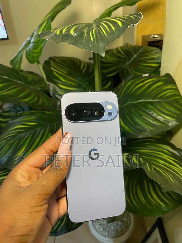 New Google Pixel 10 Pro 5G 128 GB Blue - main view