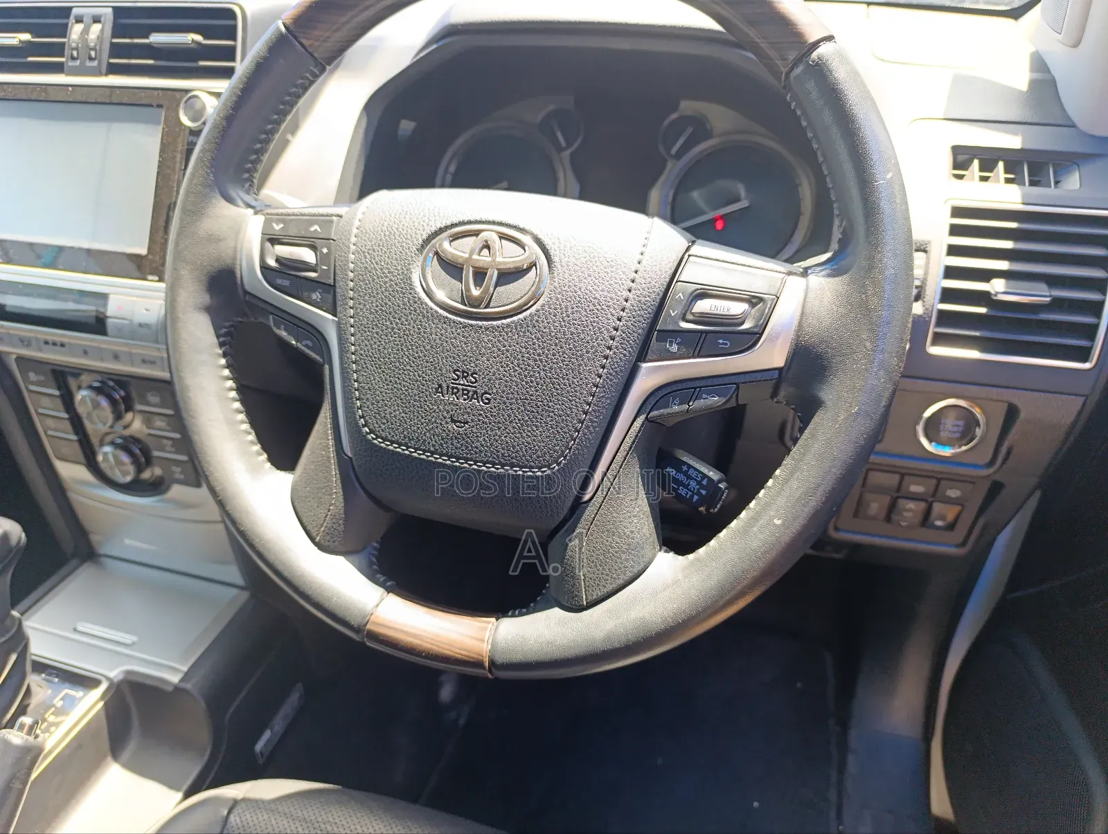 Toyota Land Cruiser Prado 2.8 2019 Pearl