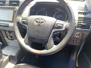 Toyota Land Cruiser Prado 2.8 2019 Pearl