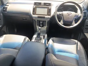 Toyota Land Cruiser Prado 2.8 2019 Pearl