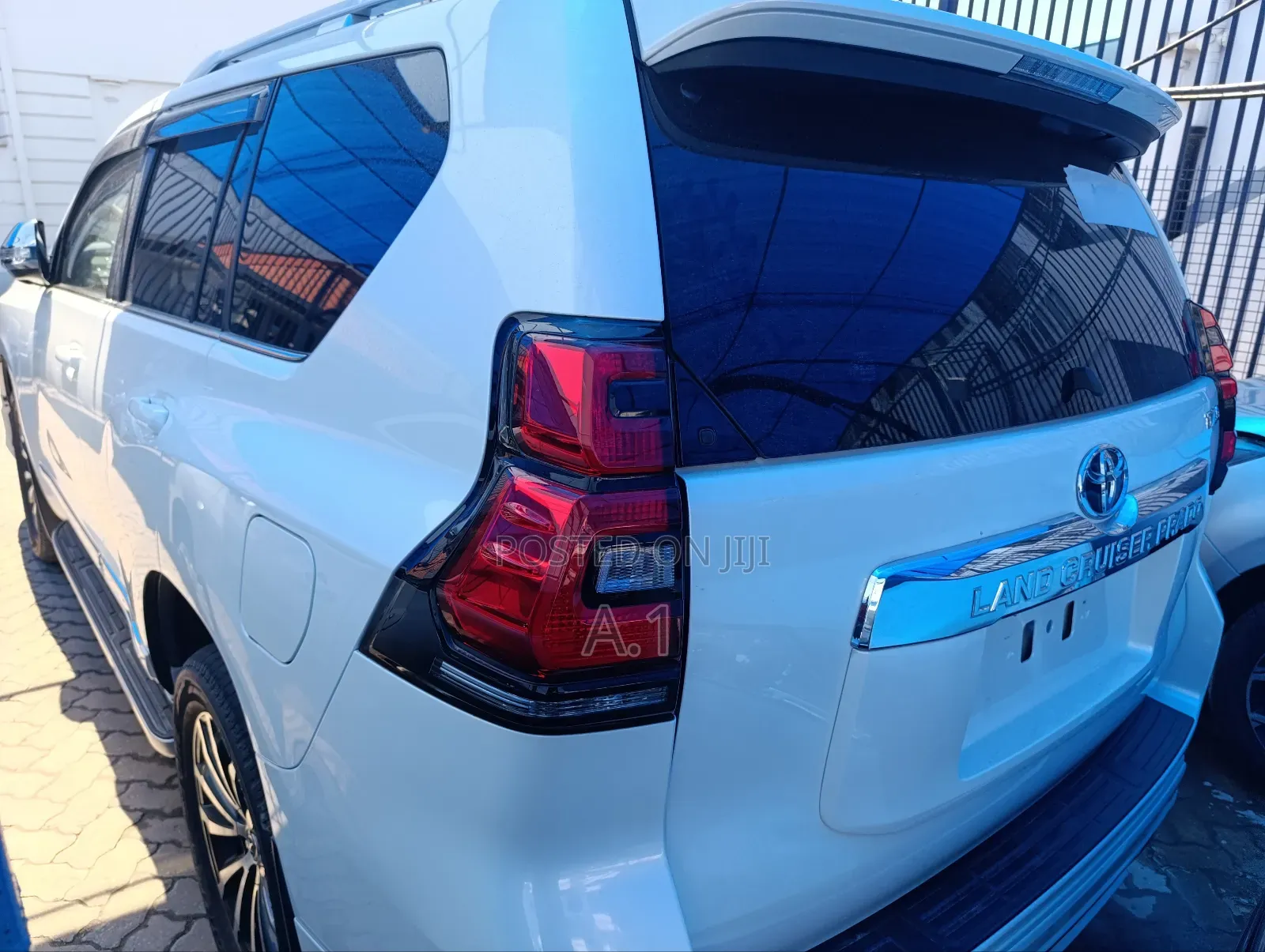 Toyota Land Cruiser Prado 2.8 2019 Pearl