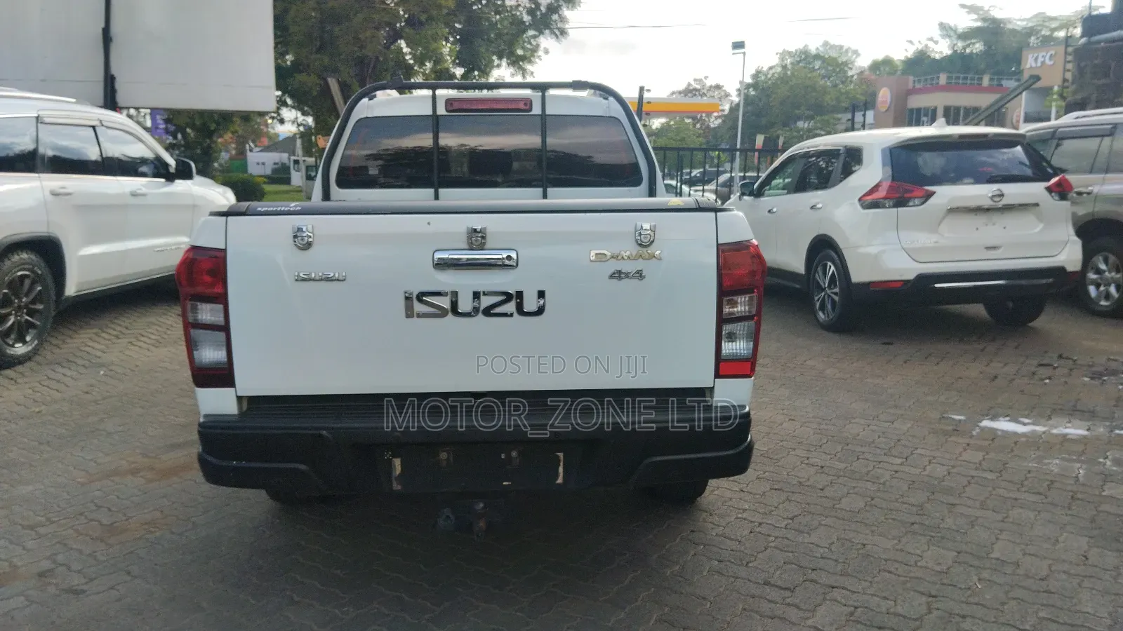 Isuzu D-MAX 2015 White