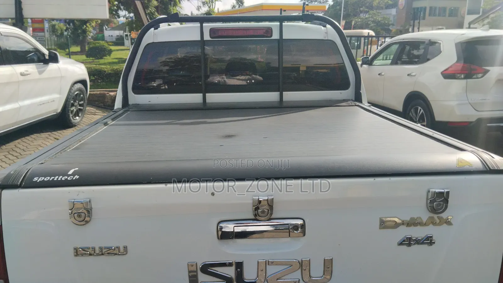 Isuzu D-MAX 2015 White