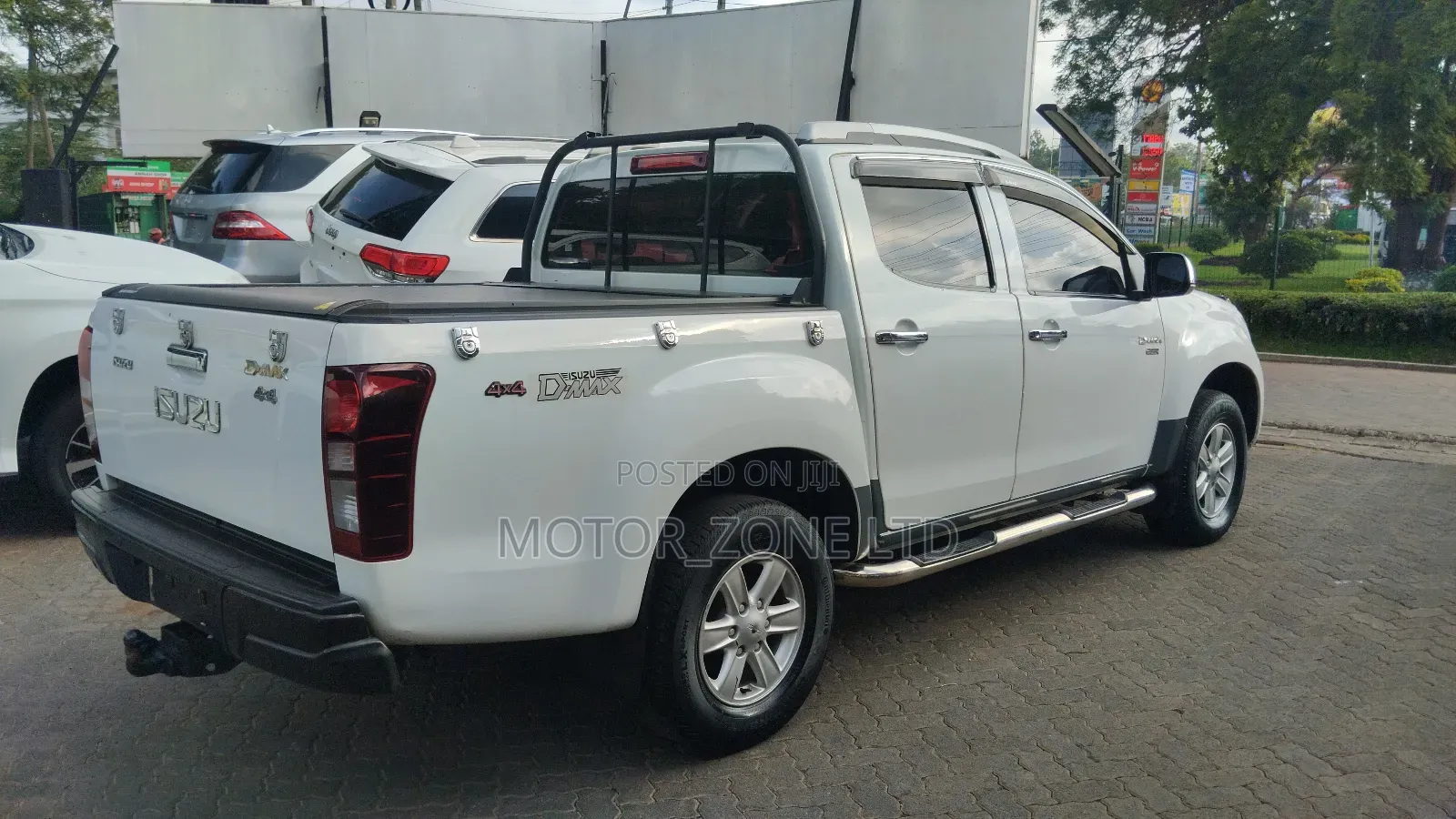 Isuzu D-MAX 2015 White