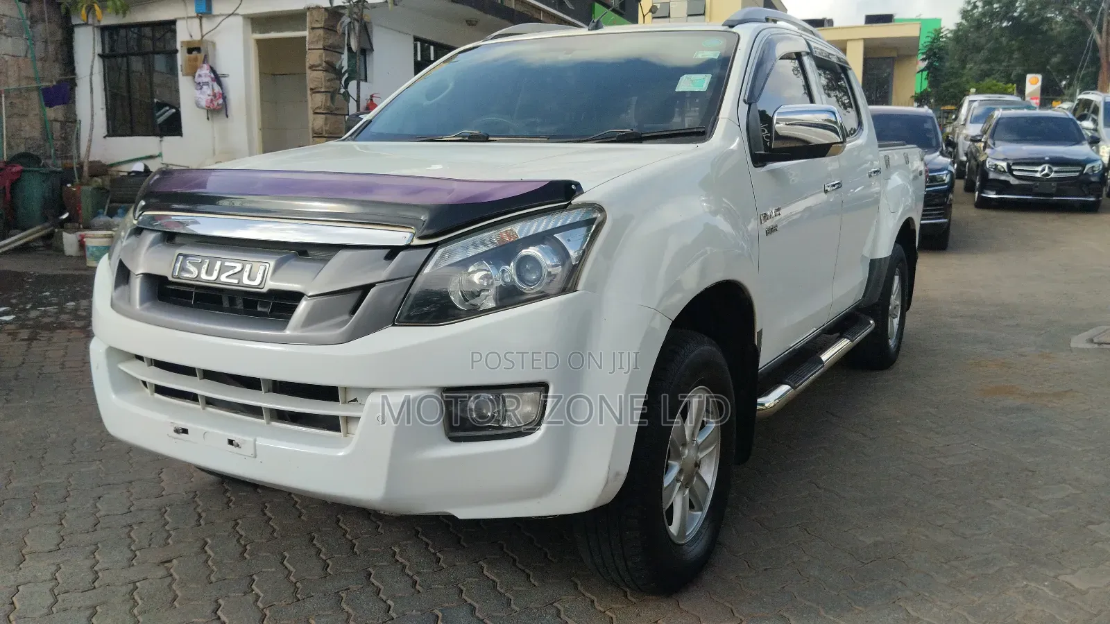 Isuzu D-MAX 2015 White
