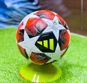 Tubeless Size 5 Soccer Ball / Football Mpira