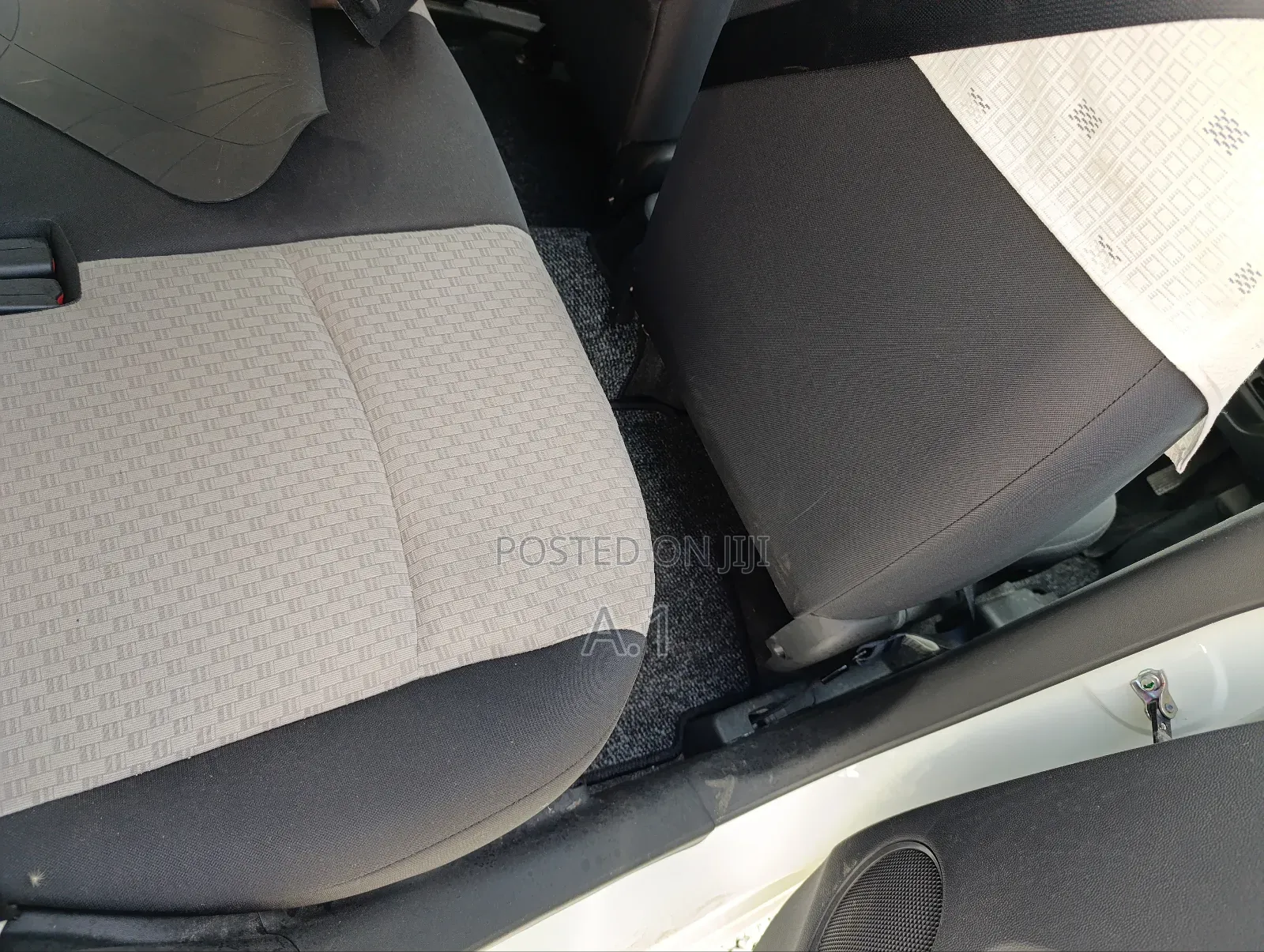 Mitsubishi Mirage 2018 White