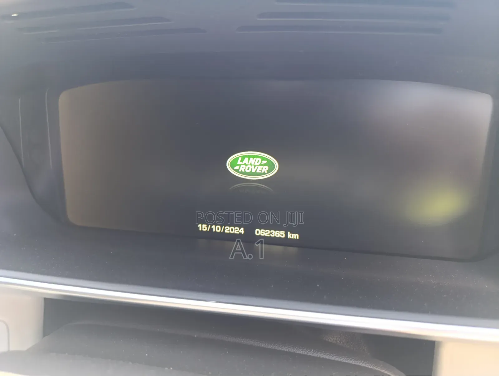 Land Rover Range Rover Sport SVR 2018 White