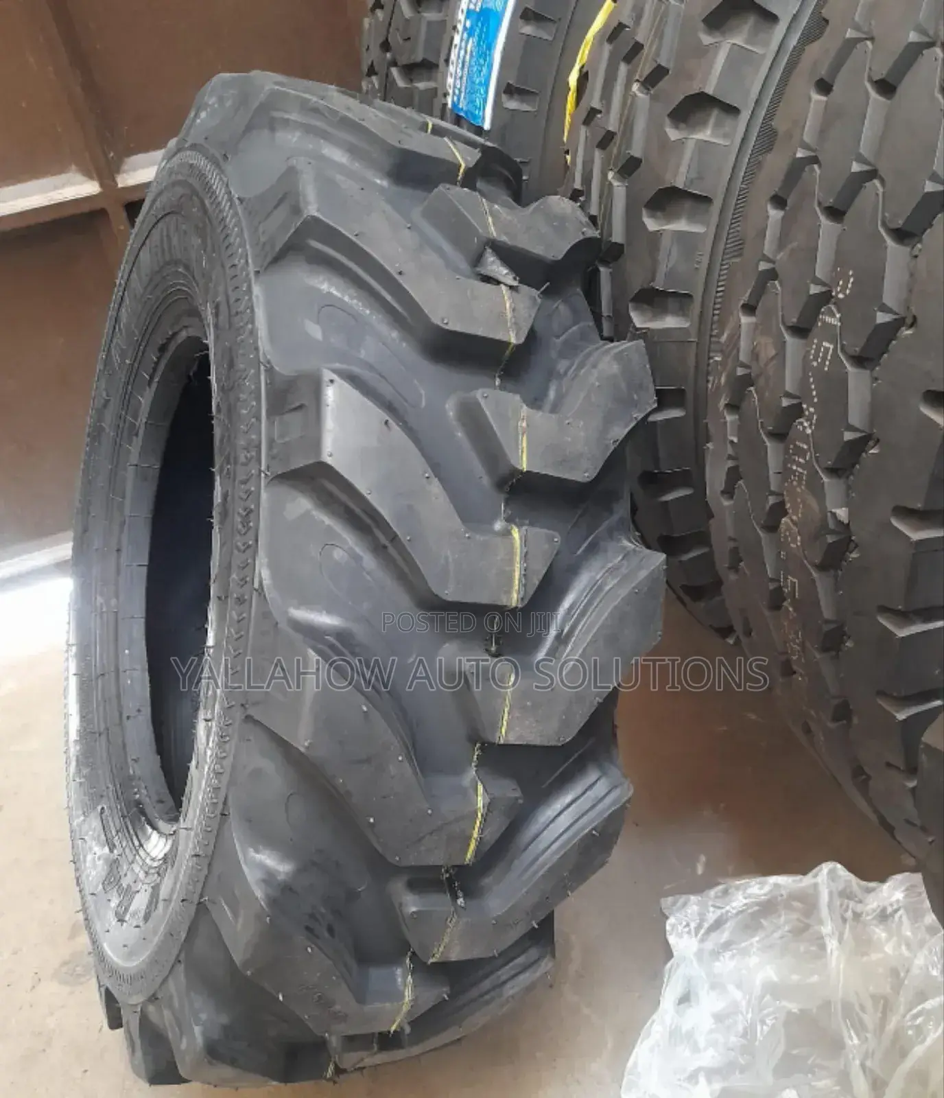 12.5/80-18 Roadhiker Industrial Tyre Kenya | Best Price Nairobi