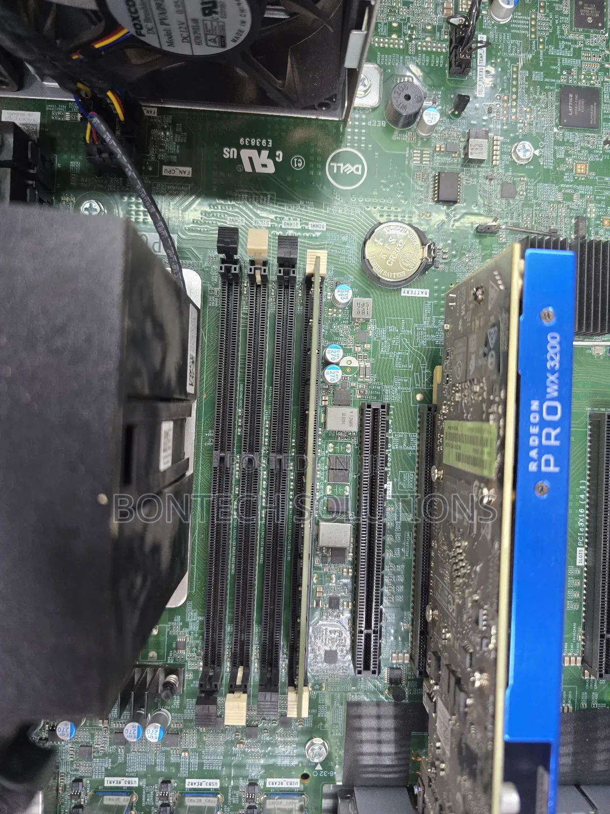 Desktop Computer Dell Precision 5820 32GB Intel Xeon SSD 512GB