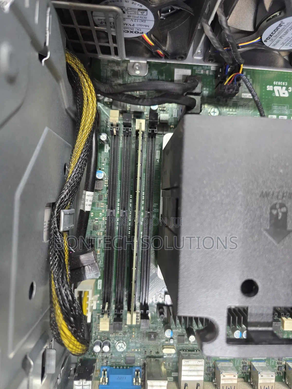 Desktop Computer Dell Precision 5820 32GB Intel Xeon SSD 512GB