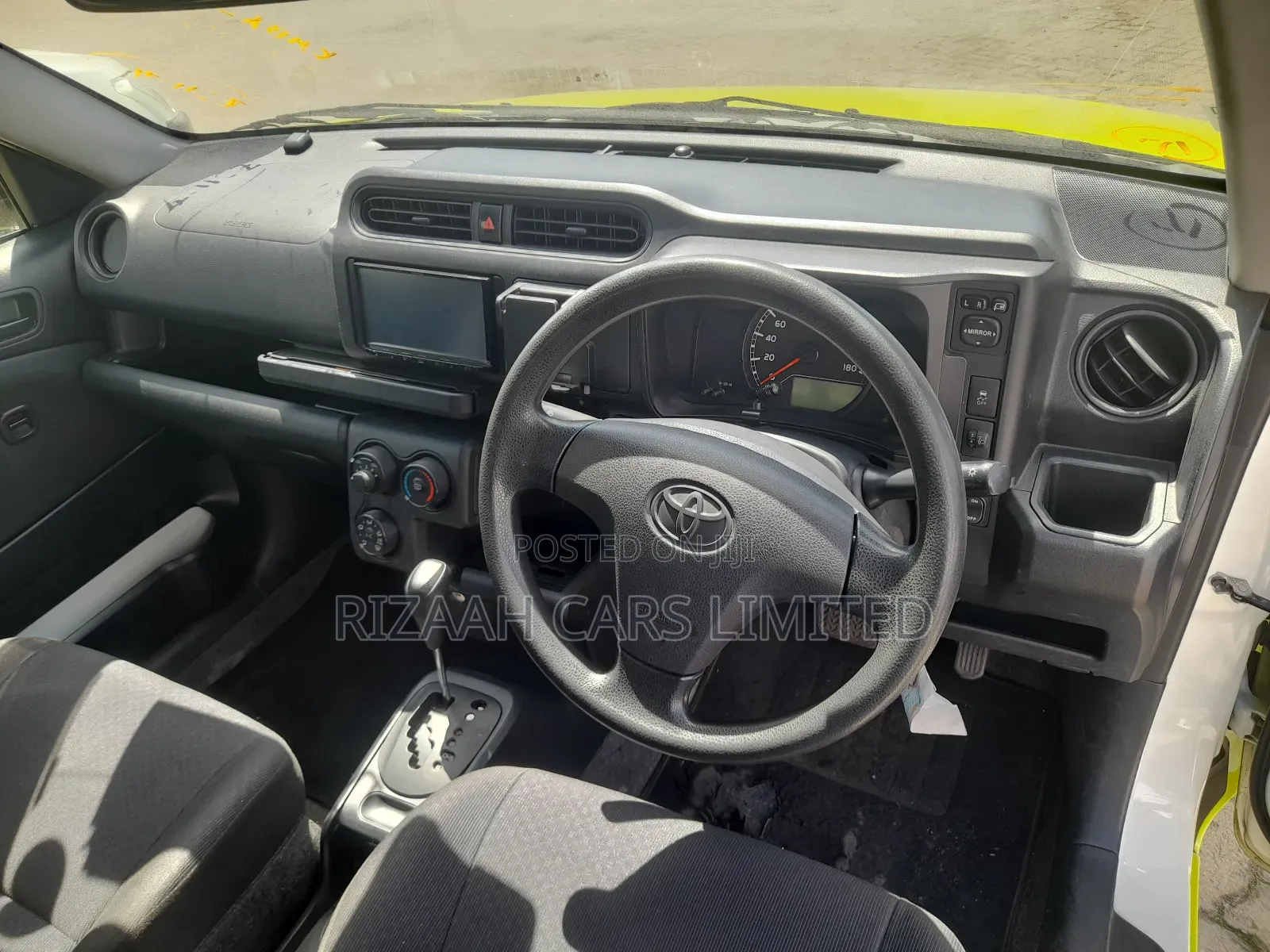 Toyota Probox 2022 Green