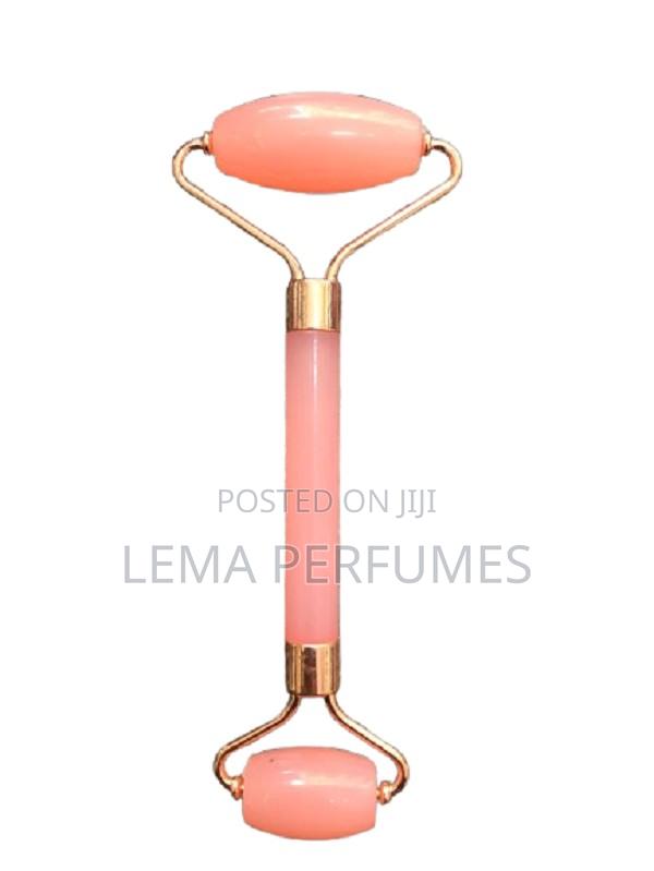Rose Quartz Face Roller + Gua Sha – Anti-aging Glow” - thumbnail 5