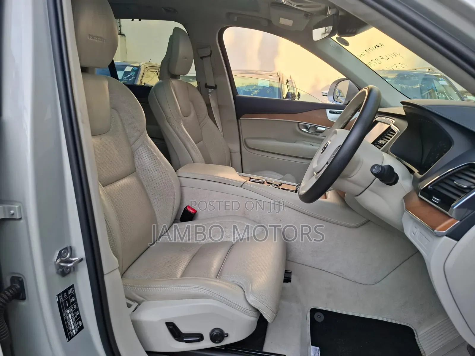 Volvo XC90 2020 Beige