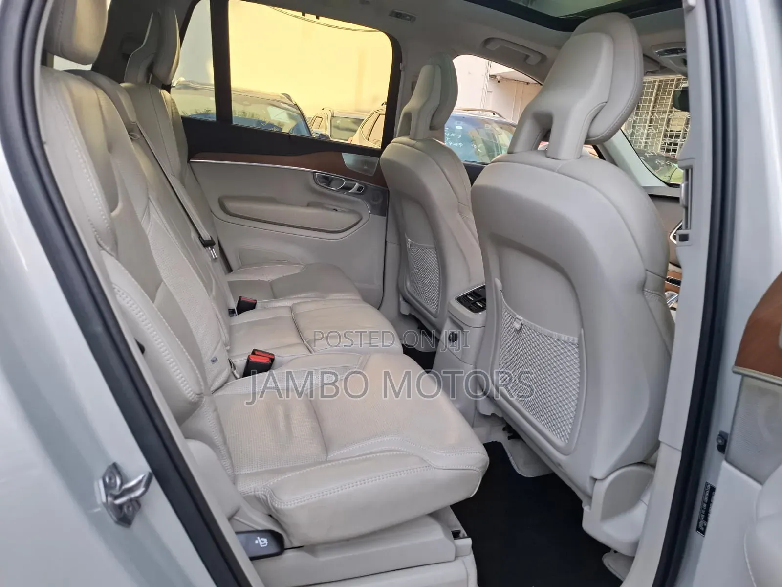 Volvo XC90 2020 Beige