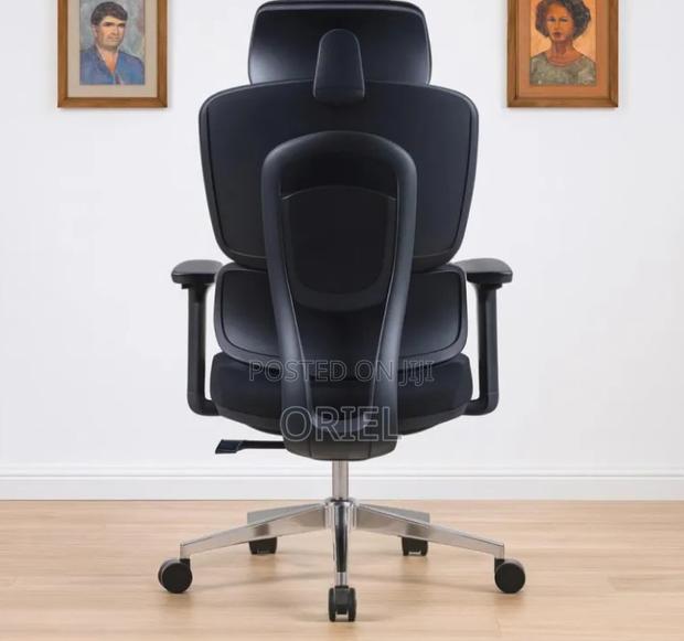Office Chair : Executive Office Ergonomic High-Back Chair - thumbnail 11