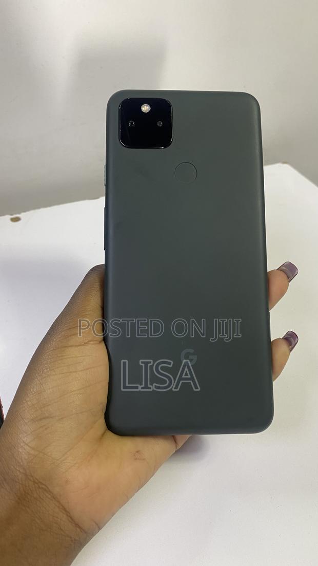 Google Pixel 5a 5G 128 GB Gray - thumbnail 3