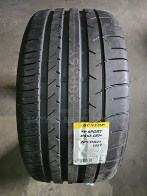 285 /35 R21 Dunlop Tyres.