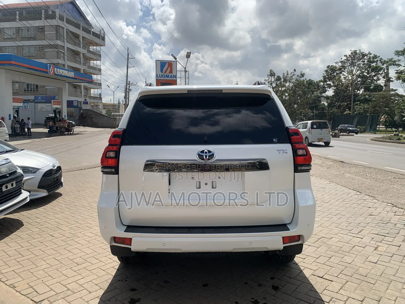 Toyota Land Cruiser Prado 2.8 2020 White