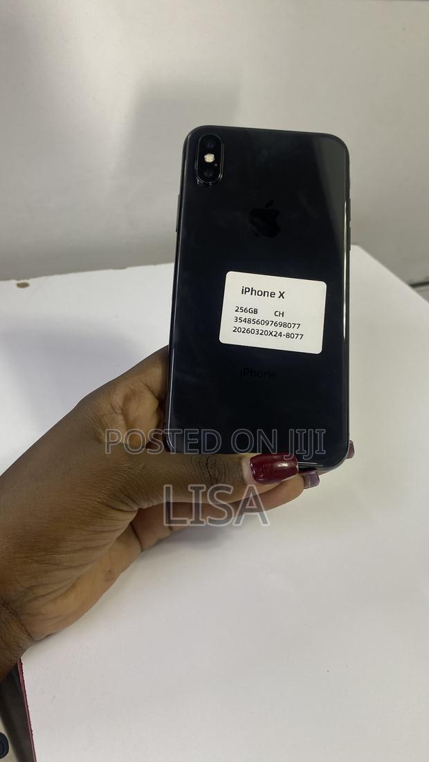 Apple iPhone X 256 GB Black - thumbnail 4