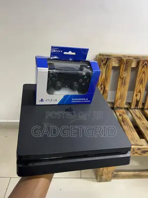 Ps4 Slim 500 Gb Chipped With 8 Games + 1 Controller