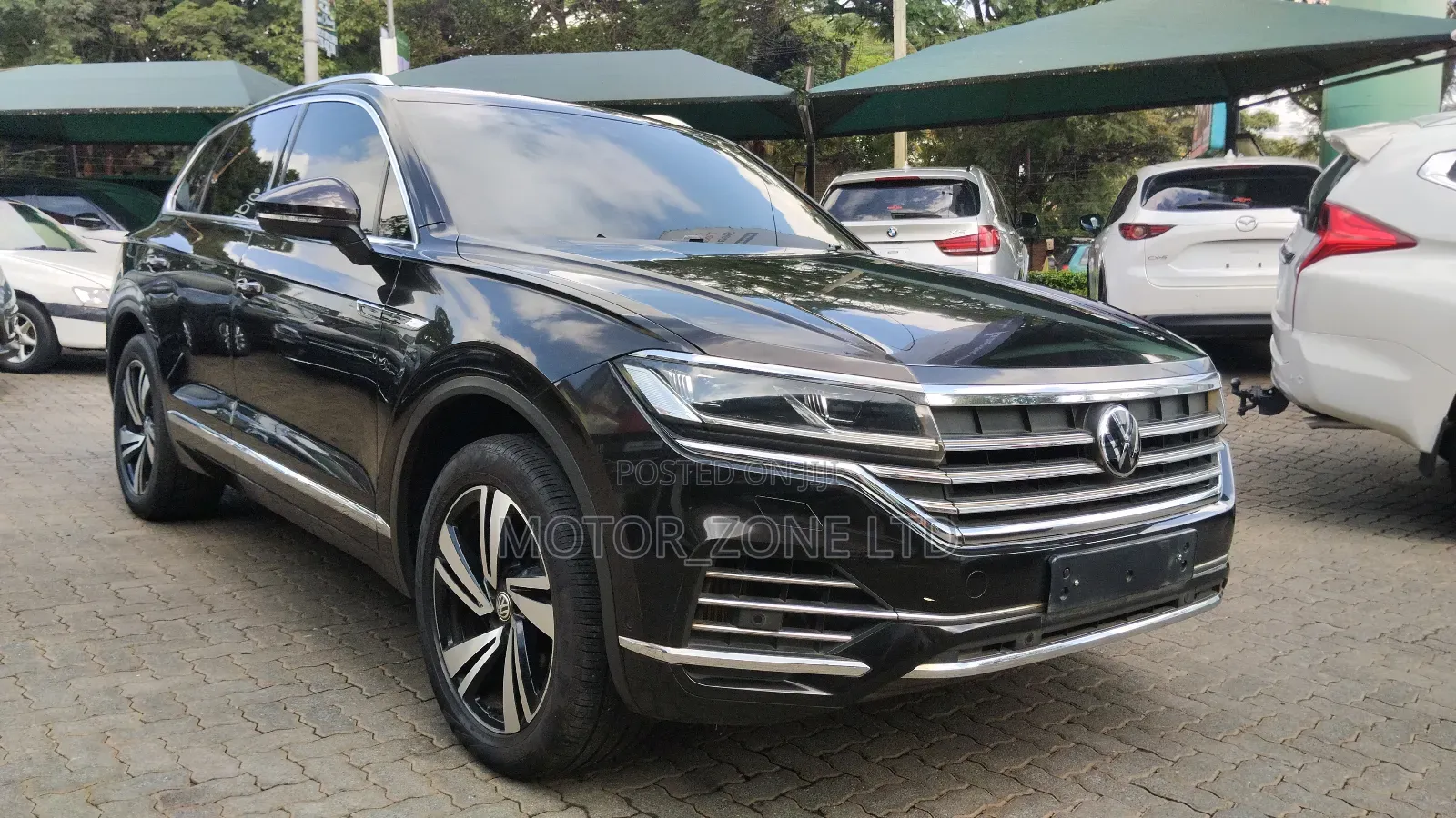 Volkswagen Touareg 2022 Brown